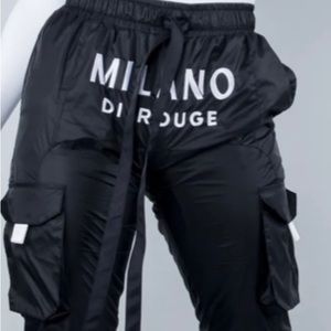 Black with White Milano Di Rouge Cargo pants size small